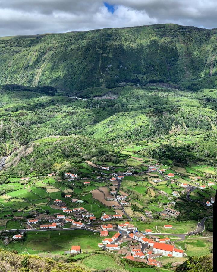 Вилла Vivenda Joaquim Lajes das Flores Экстерьер фото